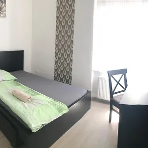 West Budapeszt