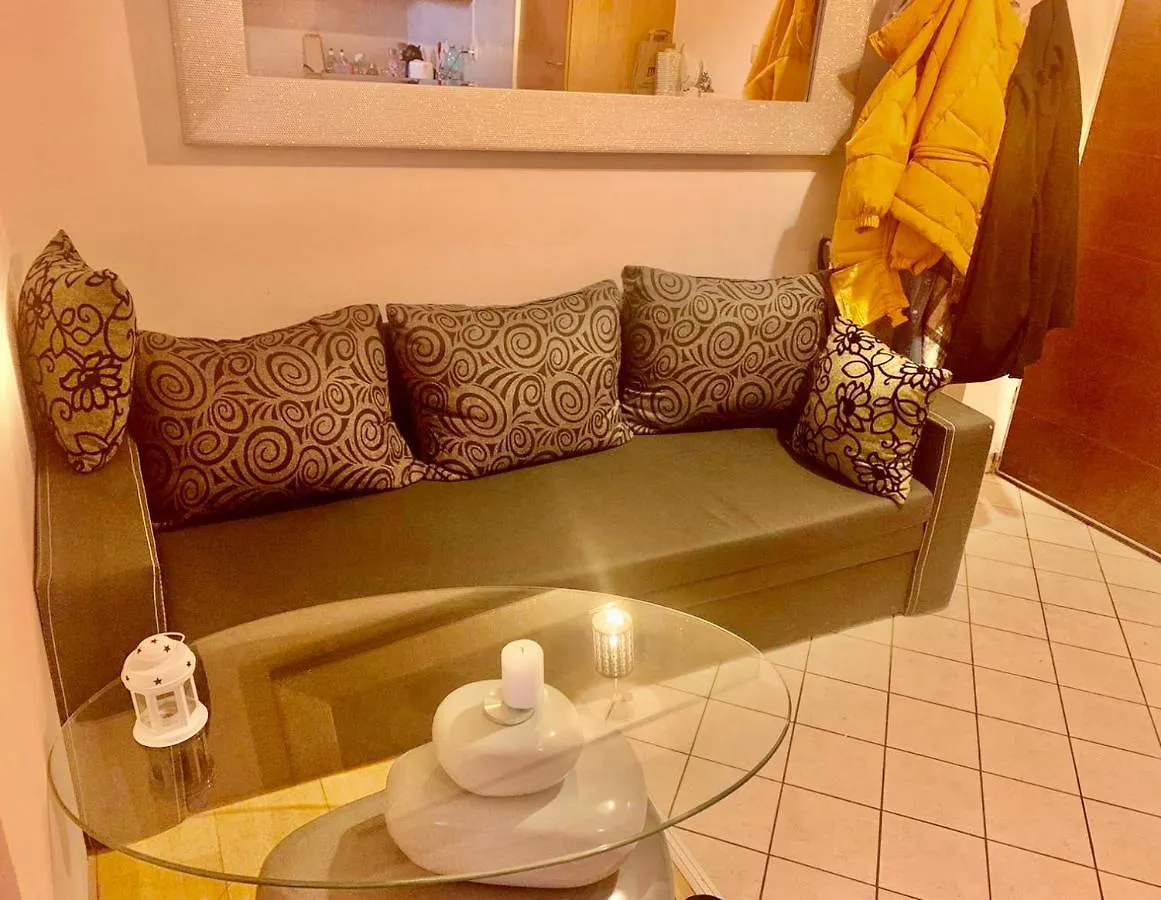 Design Free Parking Apartment In City Center Budapest Hungary